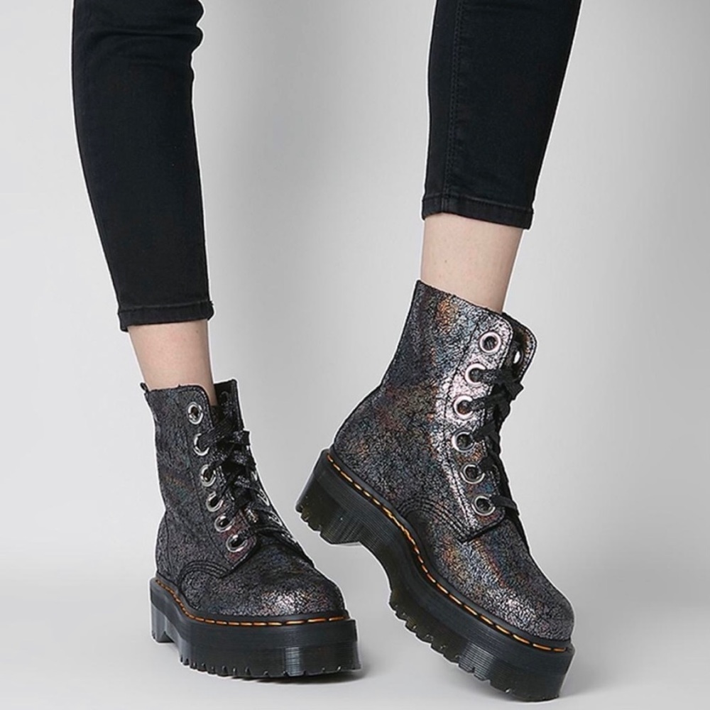 Dr Martens Molly Iridescent Platform Boots 38/7 crackle metallic